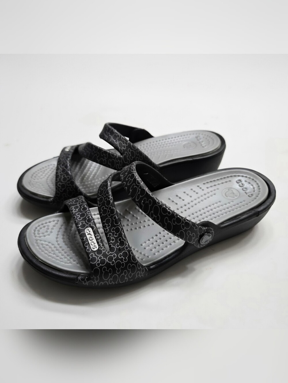 Crocs Disney Mickey Mouse Strappy Slide Sandals Black Gray Size 6
